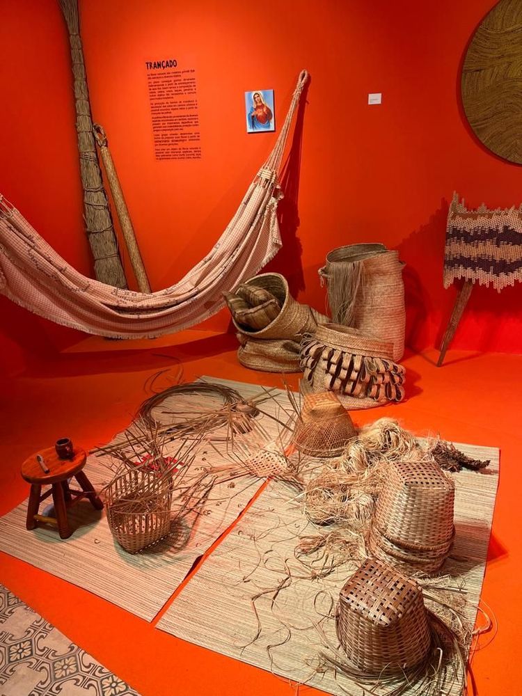 CRAB inaugura exposição e lança sua nova loja de artesanato