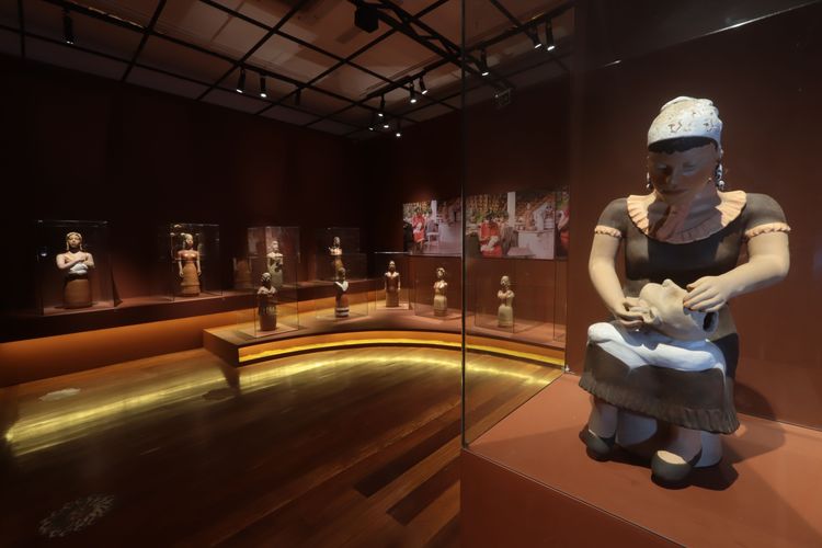 De mães a mestras: o saber das artesãs em exposição